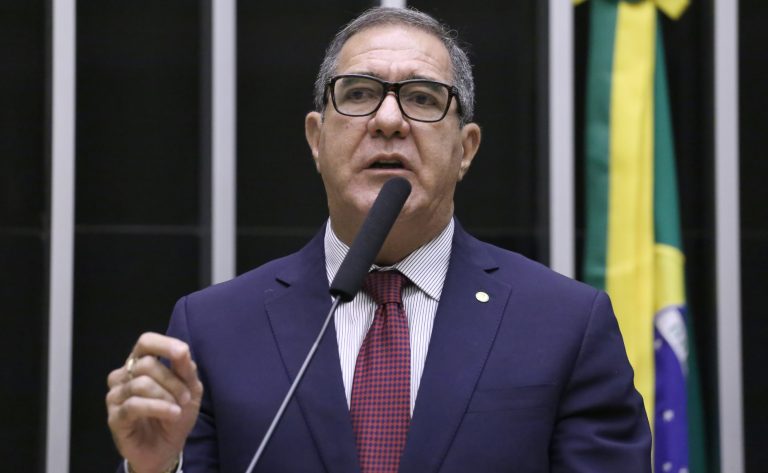 Projeto libera funcionamento de comércio aos domingos e feriados – Notícias