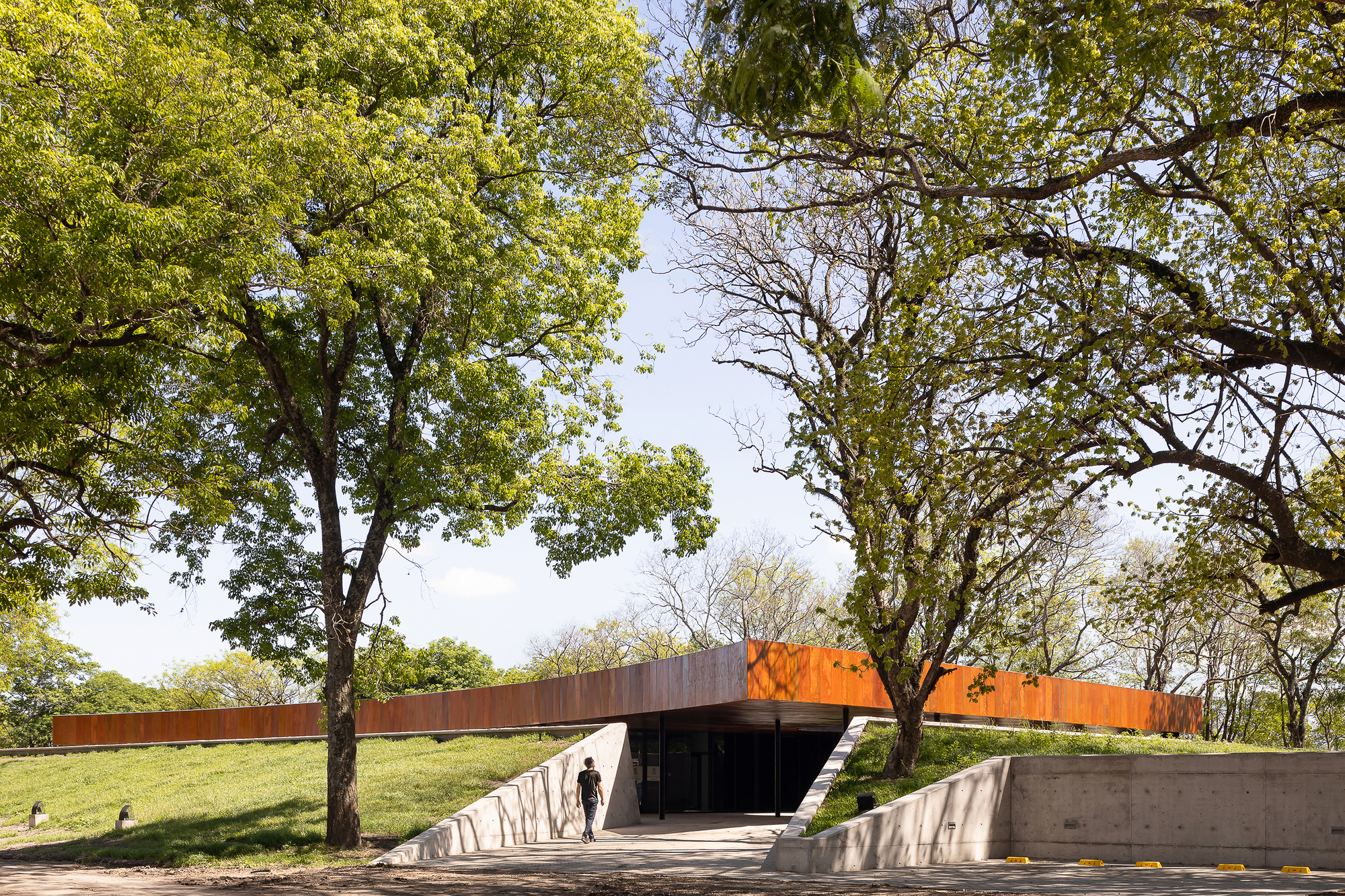 Judicial Morgue for the City of Ver / Oficina de Arquitectura del Poder Judicial Santa Fe