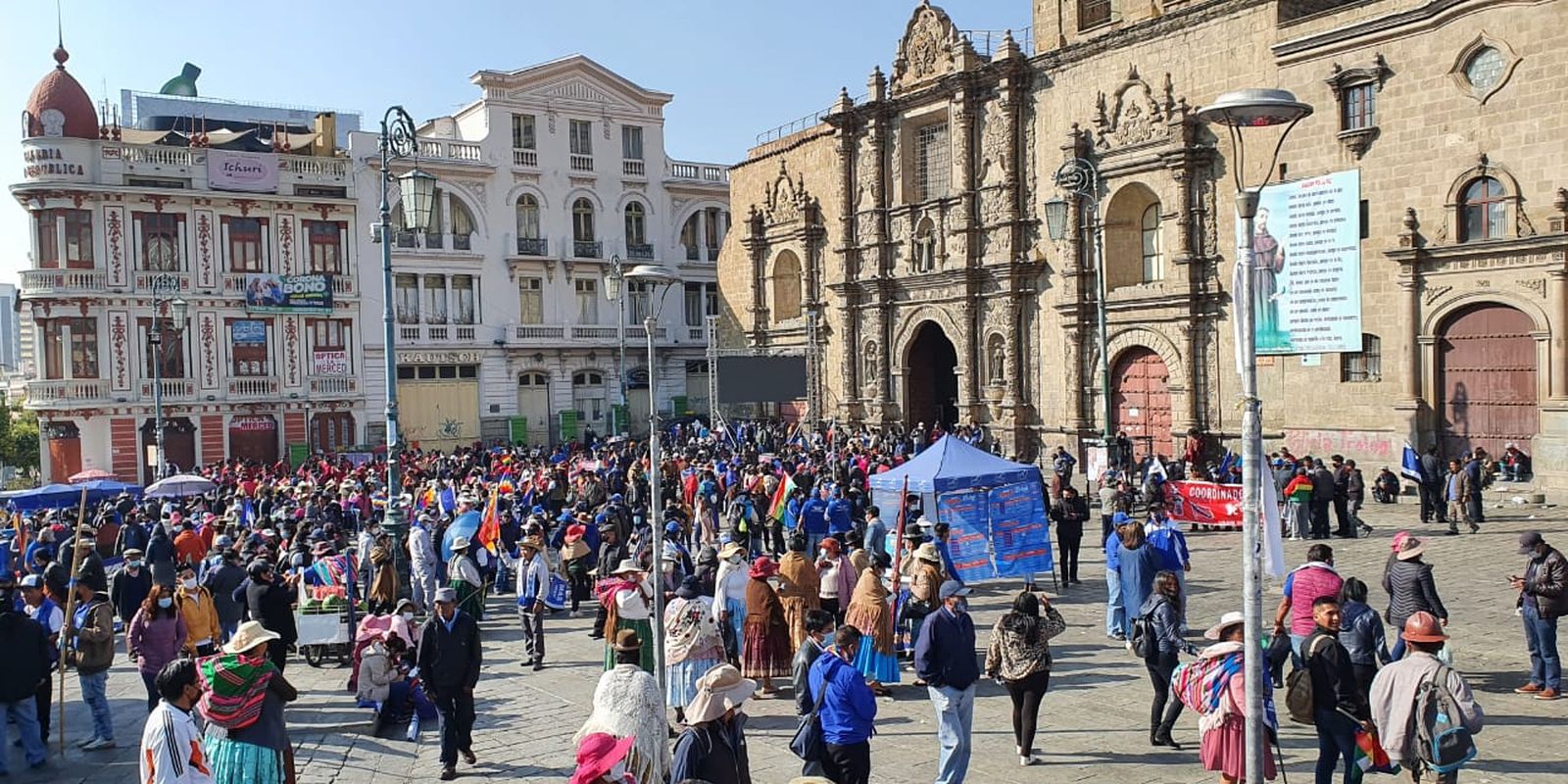 Bolívia vai às urnas com direita favorita e 23% dos votos indefinidos