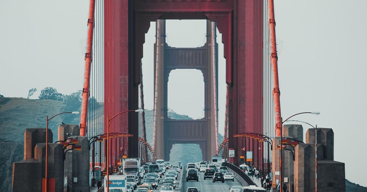 A Califórnia ponderando seus próprios incentivos de EV depois que Trump despeja créditos fiscais federais