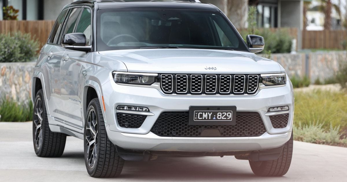 Jeep Grand Cherokee Phev Price reduziu mais de US $ 30.000 em venda de execução