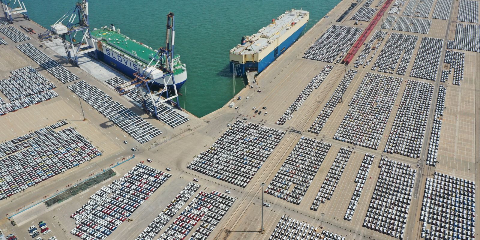 Com tarifaço, desafio de exportadores é encontrar novos mercados