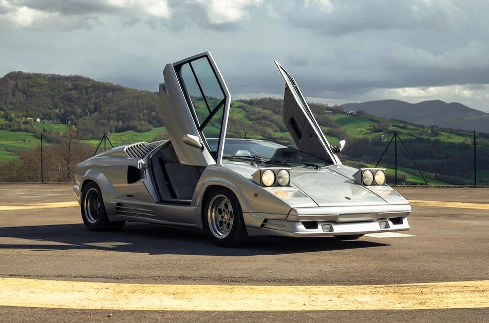 1990 Lamborghini Countach Review | Carexpert