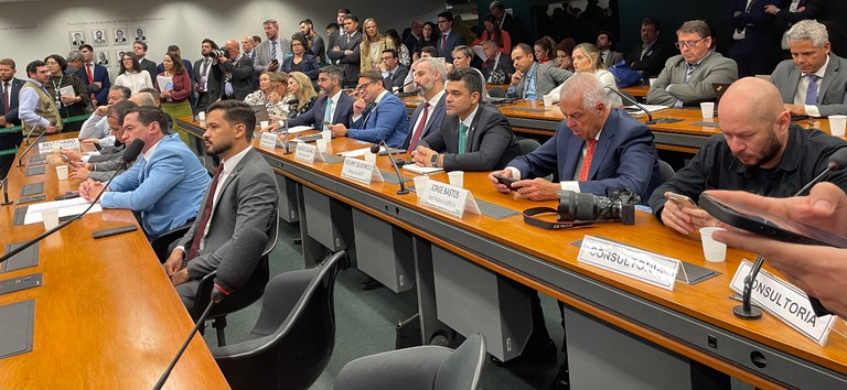 Diretor da ANTT, Felipe Queiroz, acompanha Ministro dos Transportes em audiência pública sobre prioridades de 2025 — Agência Nacional de Transportes Terrestres