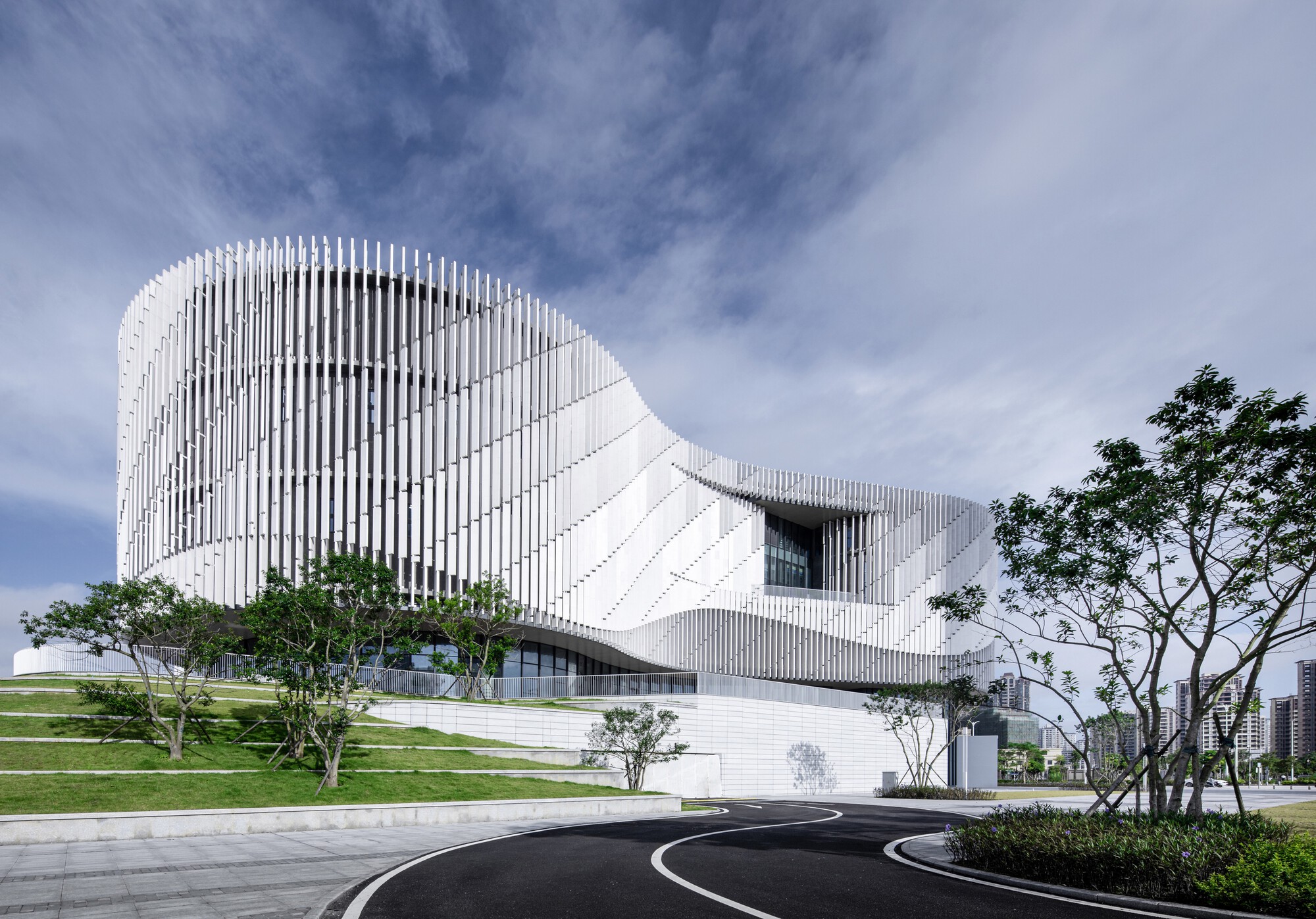 Centro Cultural Yangjiang / Instituto de Design e Pesquisa Arquitetônico de Scut + Yifang Grupo de Design