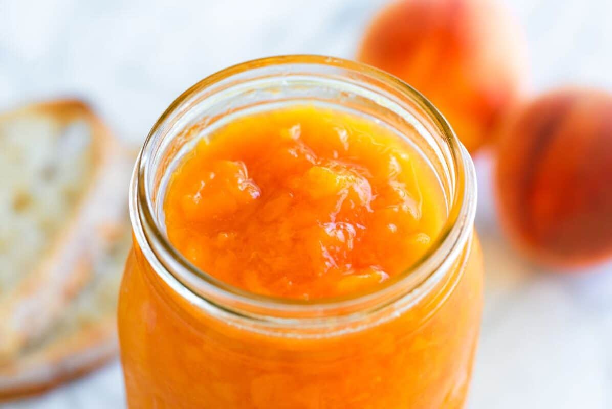Receita de jam de pêssego fresco