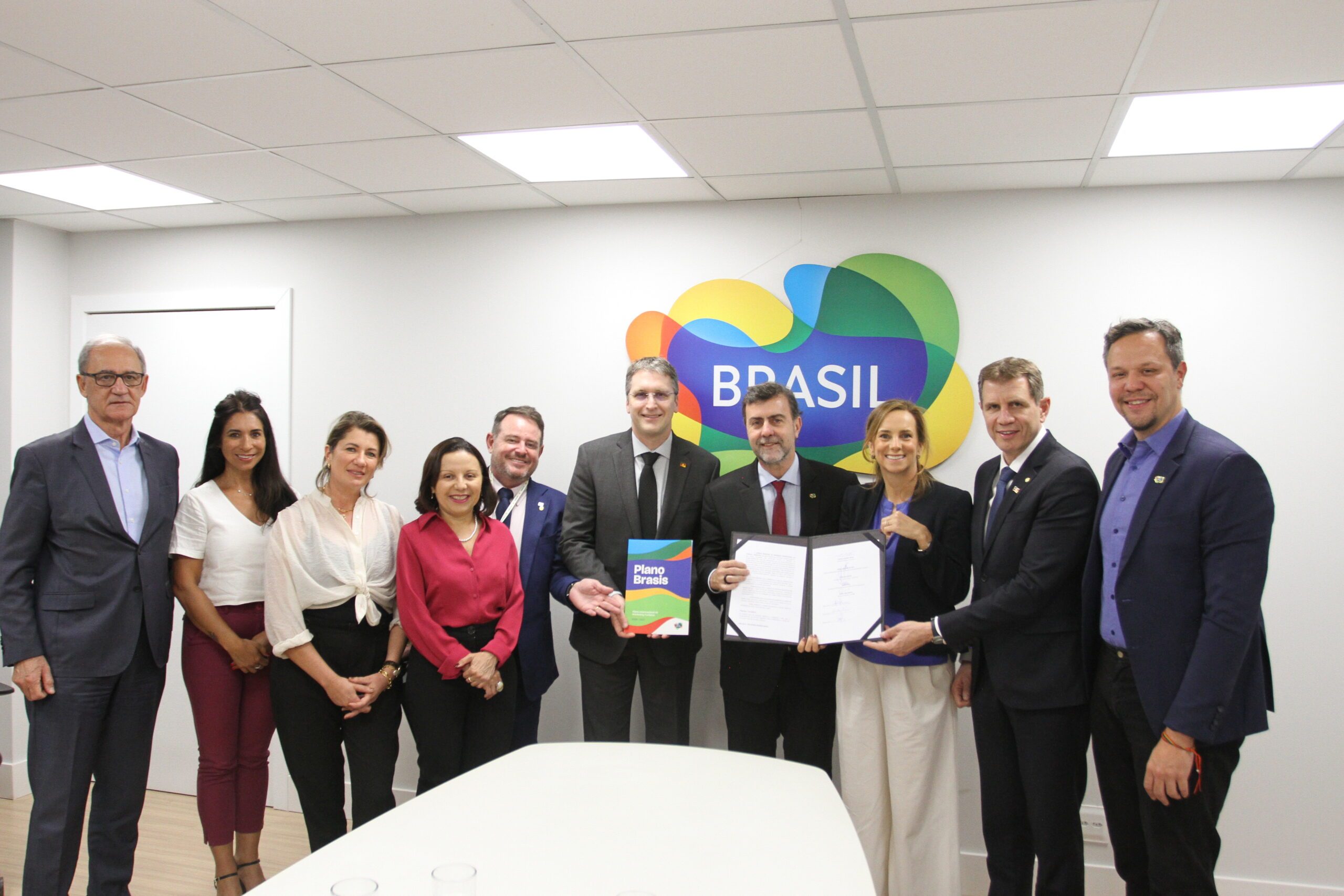 Embratur e Invest RS firmam parceria para fortalecer turismo e atrair investimentos internacionais para o Rio Grande do Sul