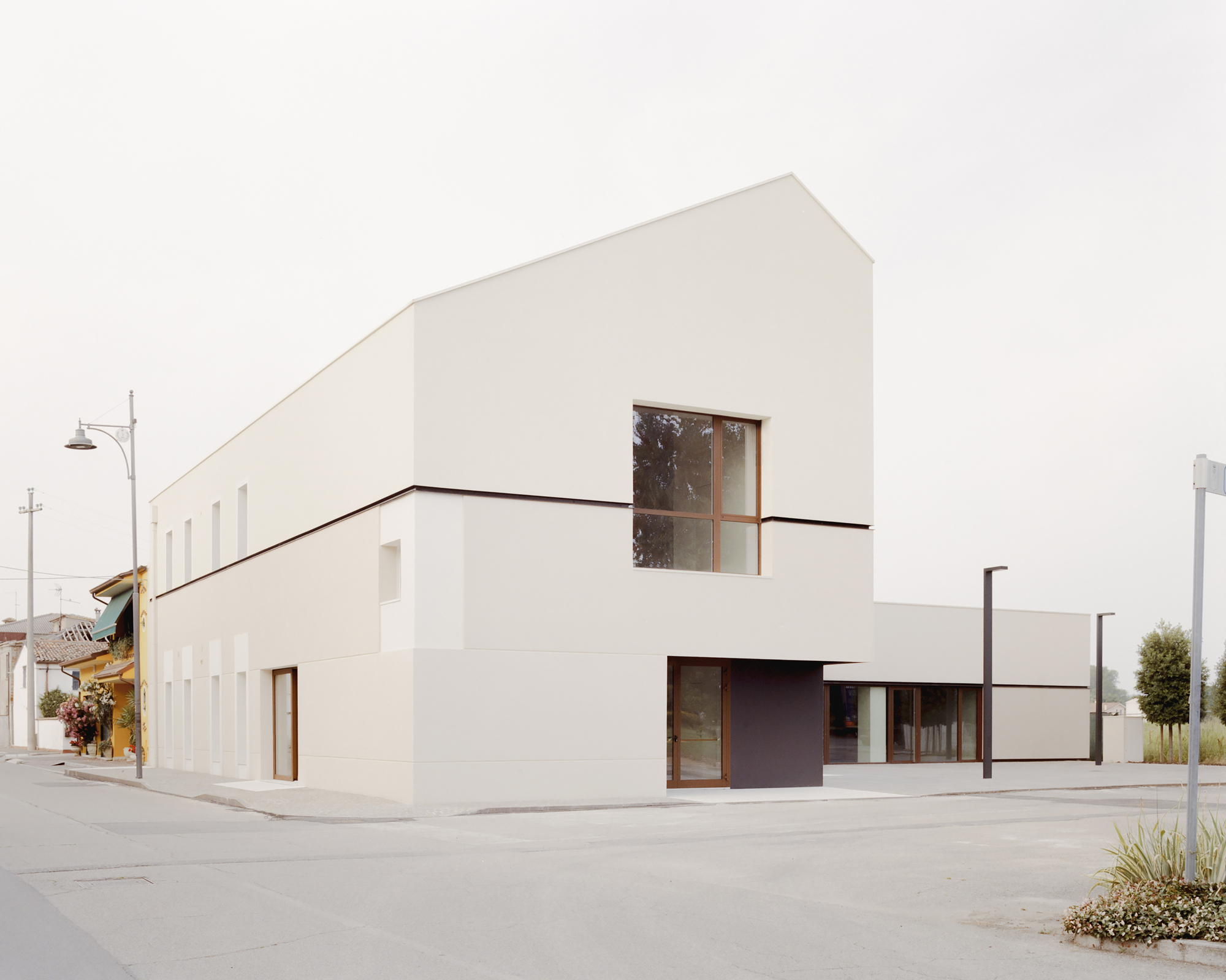 Centro Cívico / Arquiplanstudio | Archdaily