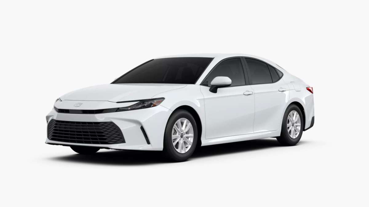 2026 TOYOTA CAMRY TRIM COMPRO: BASE LE VS. Principal XSE