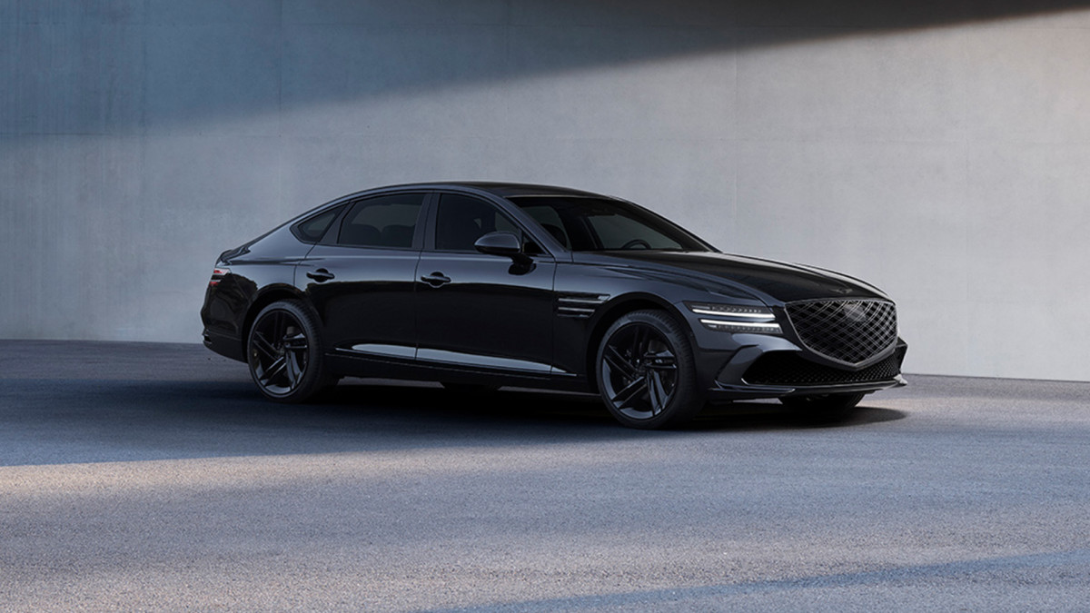 Novo Genesis Prestige Black Models emite vibrações de crachá preto rolls-royce