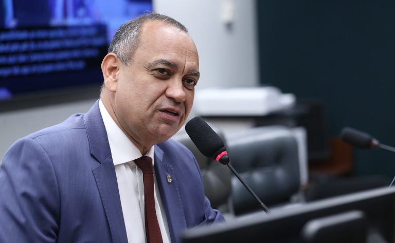 Projeto exclui responsabilidade penal de empresa que adota medidas de compliance – Notícias