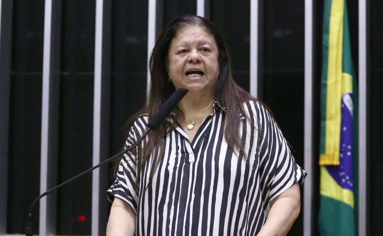 Comissão aprova classificação de repelentes e protetores solares como bens essenciais – Notícias