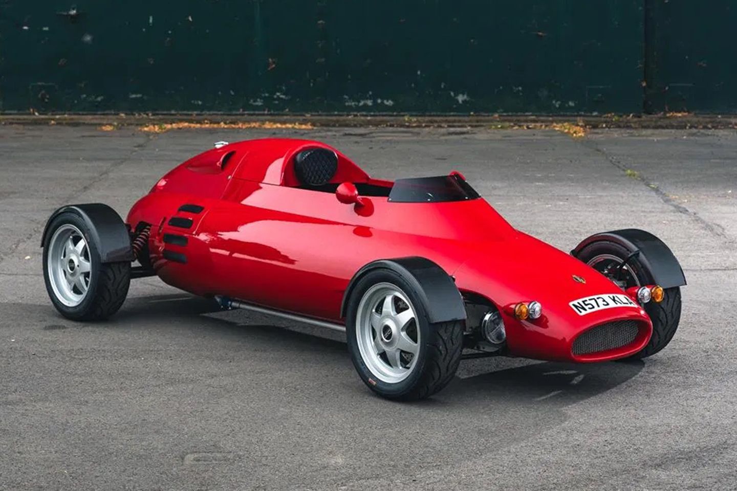 Explodir! Um foguete LCC realmente está à venda