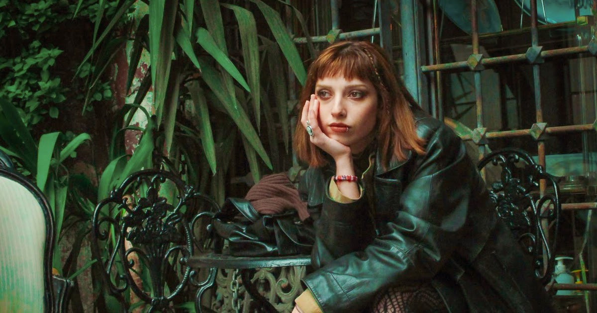 Moda de Halloween: Eleve seu estilo com essas 5 jaquetas de couro icônicas