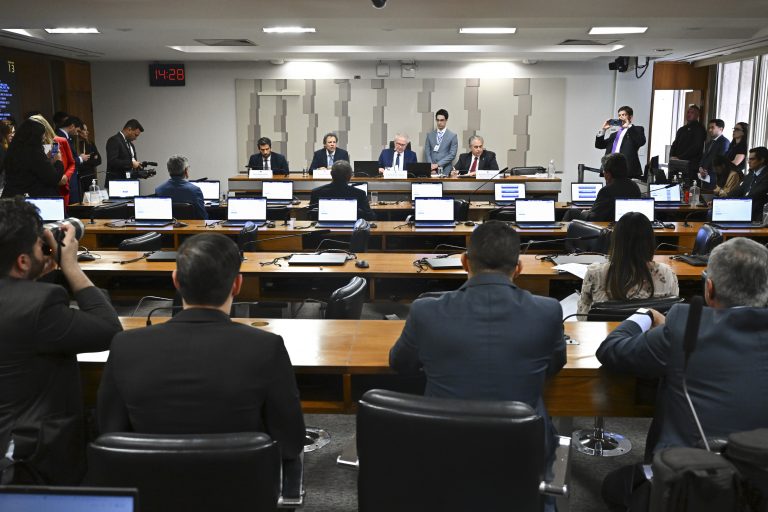 Comissão mista debate medida provisória sobre tributação de aplicações financeiras e bets – Notícias