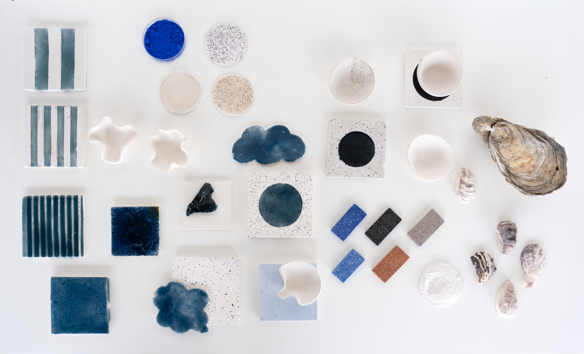 Reimaginando os azulejos de Lisboa: azulejos biomateriais regenerativos do rio Tagus