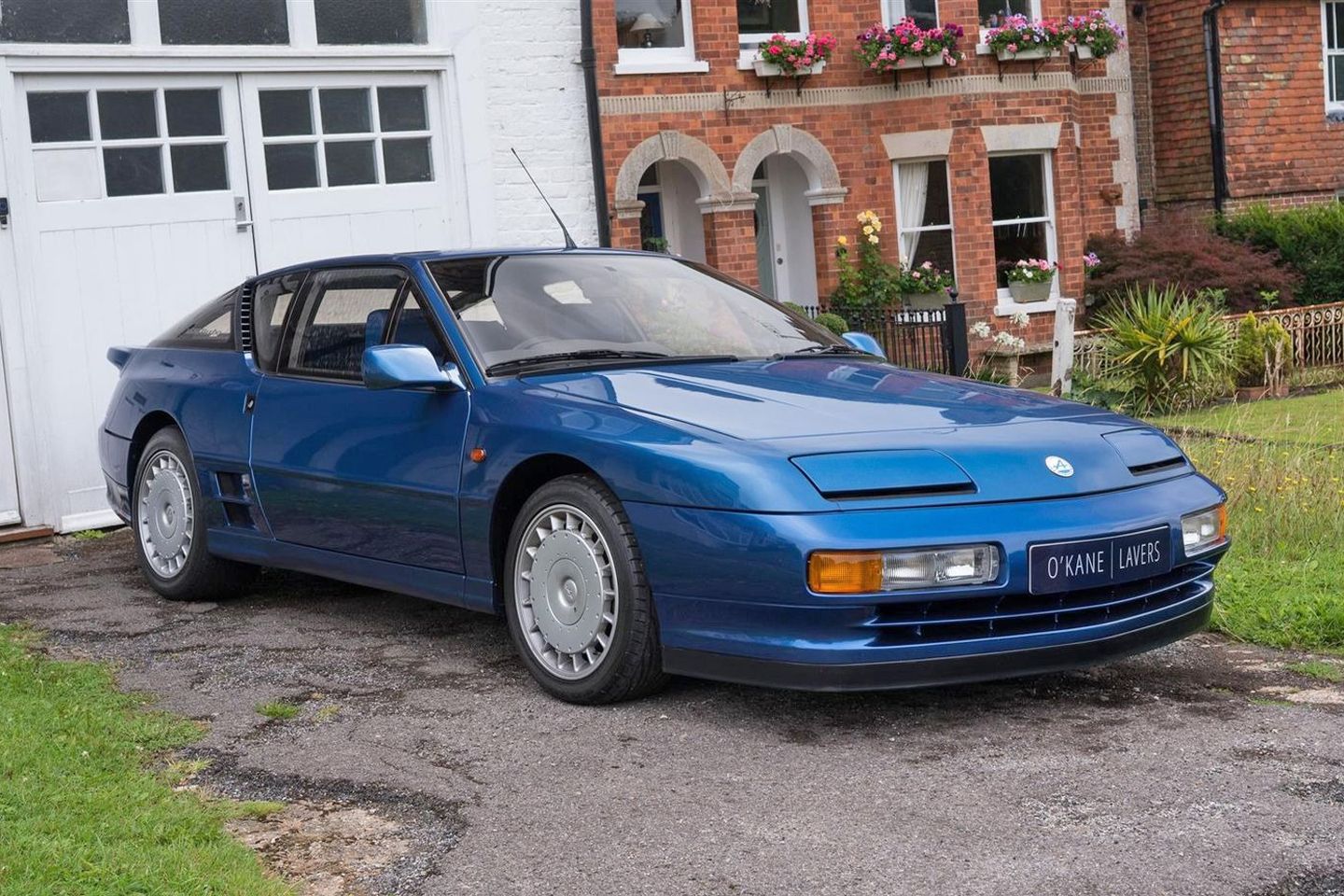 (Dois) alpinos A610 | Identificado