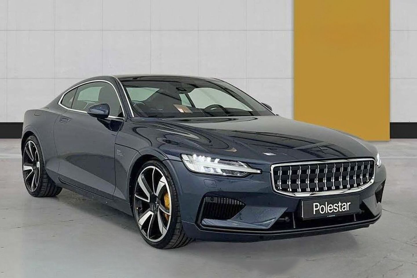 Somente o Polestar registrado no Reino Unido para venda