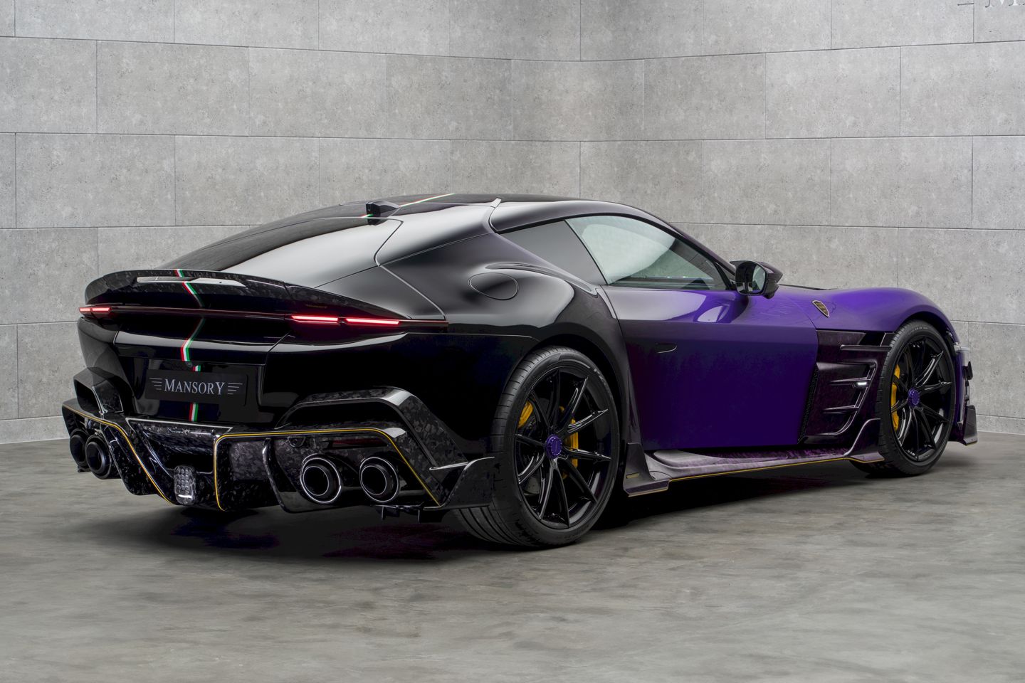 Kaboom: Mansory reivindica a primeira conversão 12ccilindri