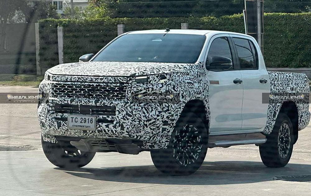 2026 Toyota Hilux definido para novembro Reveal