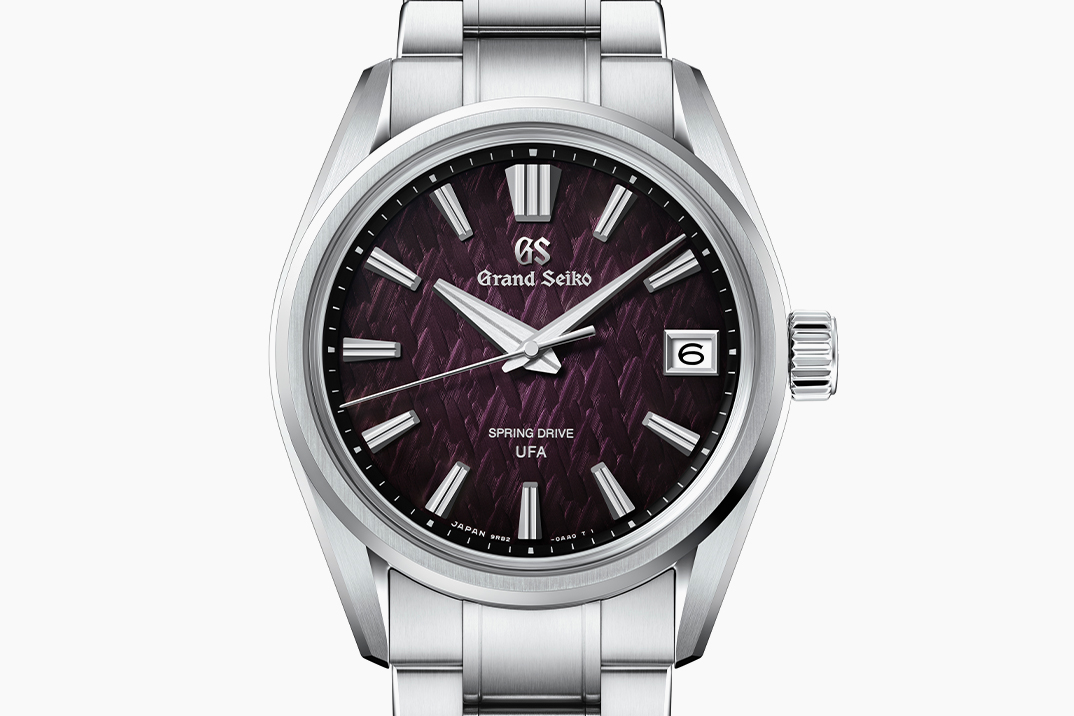 Vestido de discagem roxa de Grand Seiko Representa o Movimento da UFA de Spring Drive com aula