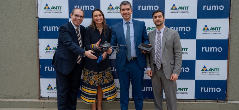 ANTT inova e inaugura frota com 15 drones profissionais para reforçar fiscalização ferroviária — Agência Nacional de Transportes Terrestres