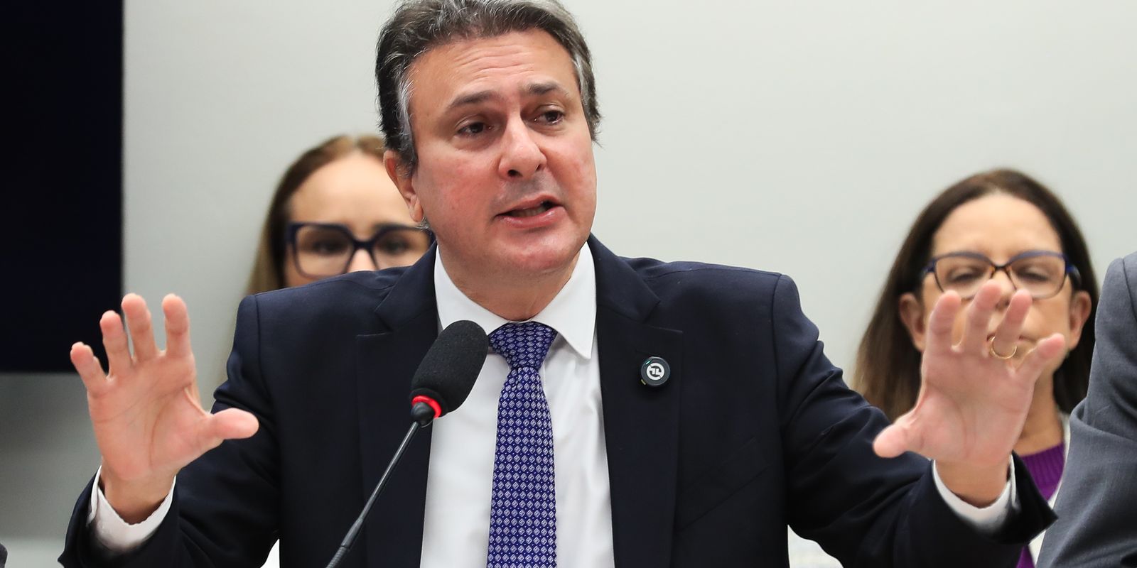 População deve cobrar Câmara sobre PEC da Blindagem, diz ministro