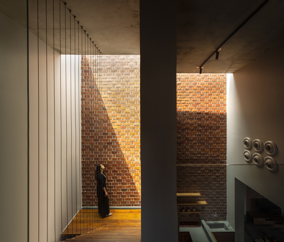 Overrovision: explorando espaços desperdiçados propositadamente em design residencial