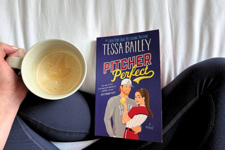 Os livros de romance de Tessa Bailey são para as meninas – e ela não se importa se você acha que são irrealistas