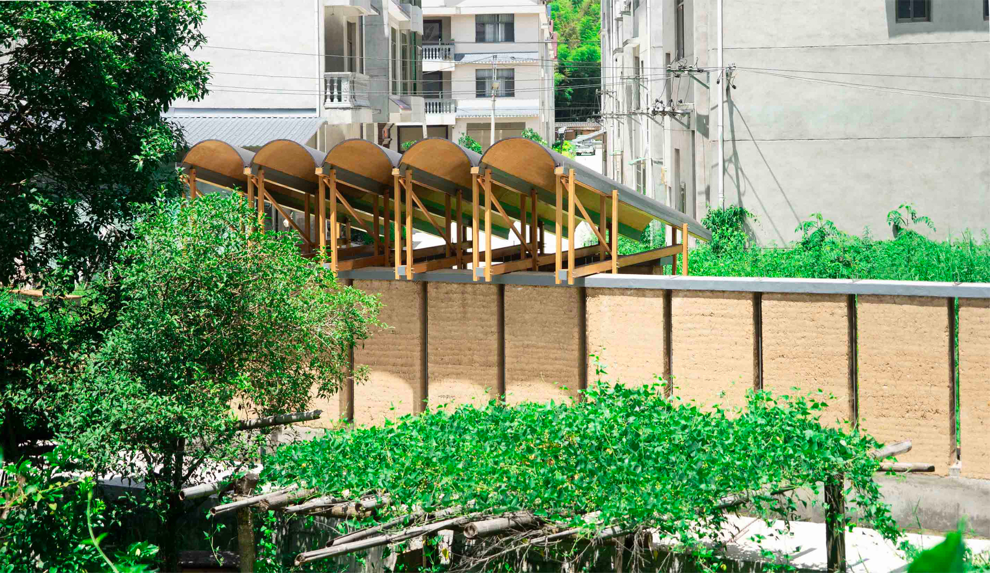 Micro Edifício Jardim Romã / Tumu + Arco Sem Sentido