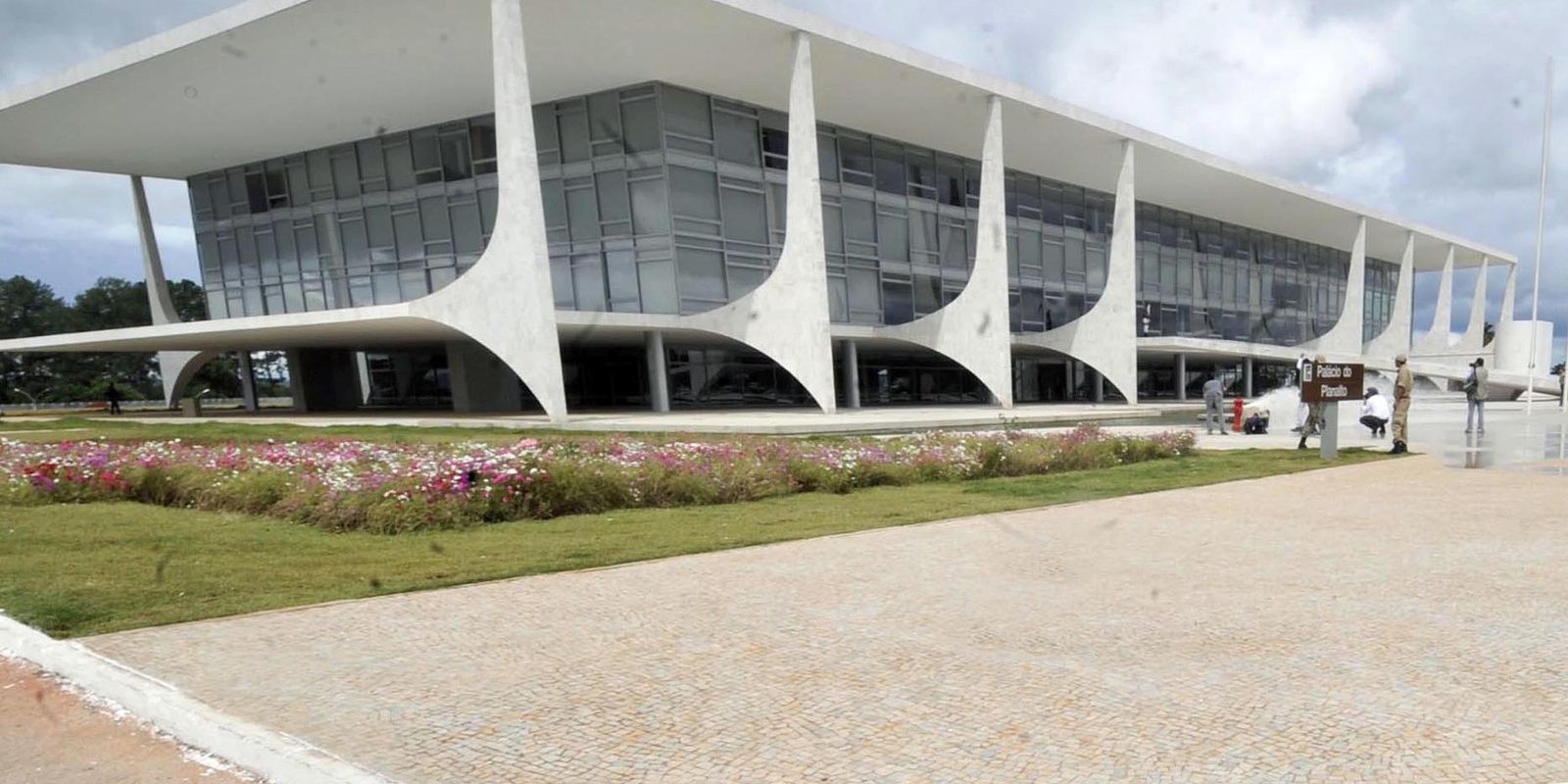 Lula elogia plebiscito sobre taxação de ricos e contra escala 6×1