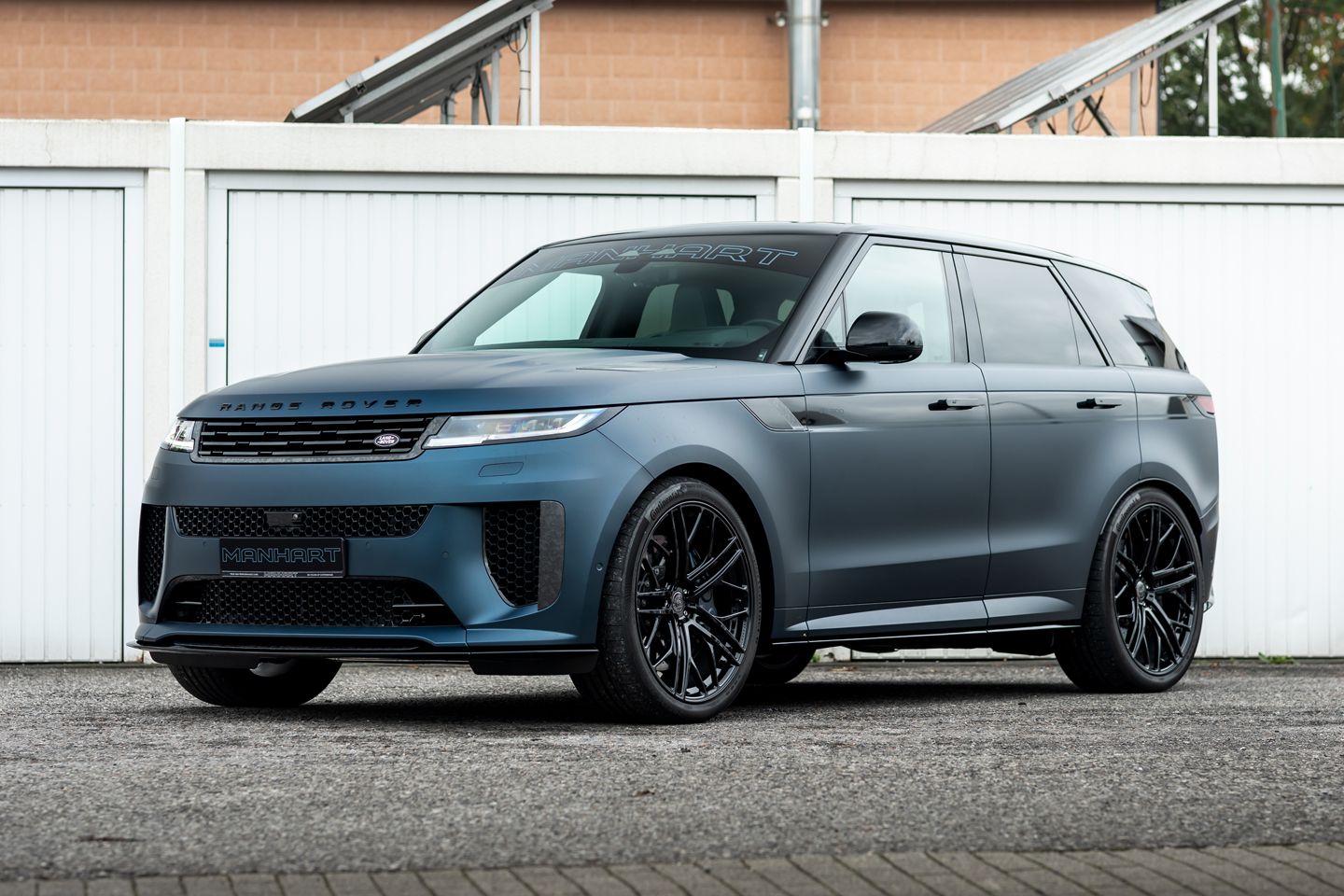 Manhart libera 800 cv do Range Rover Sport SV