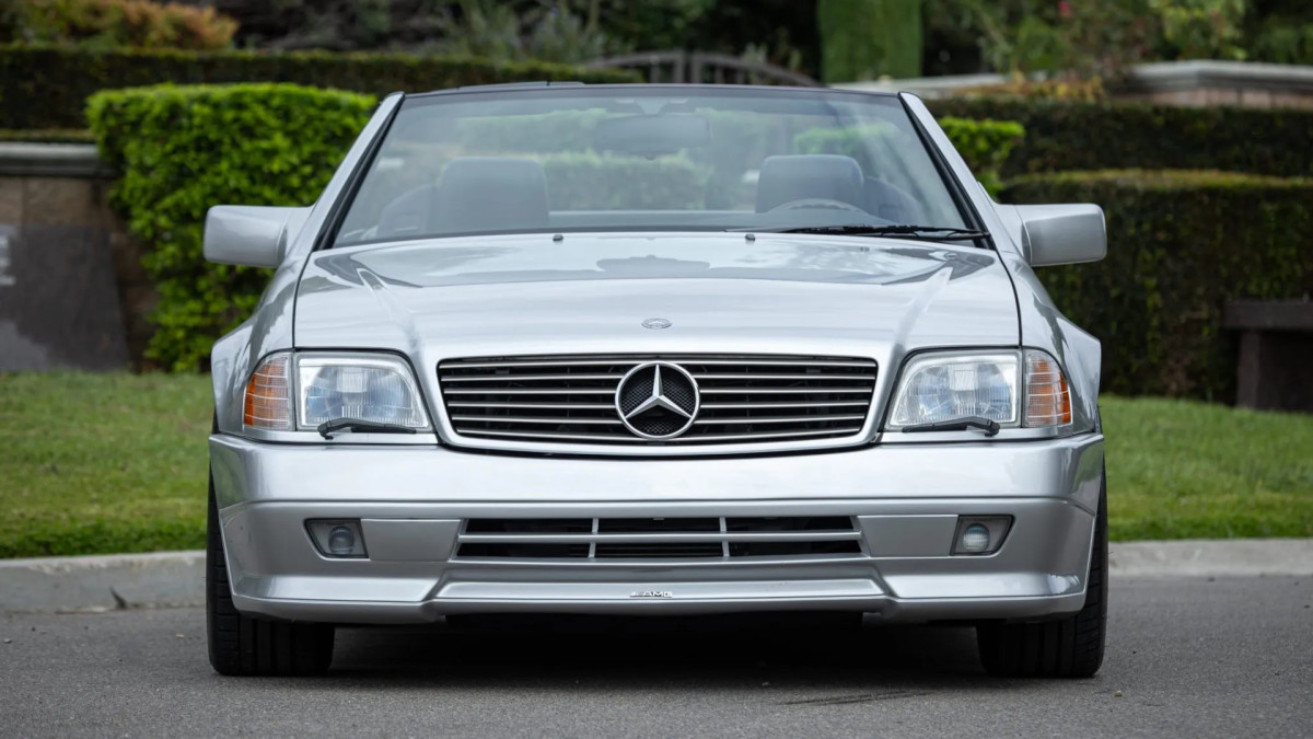 Mercedes-Benz SL72 AMG 1995 à venda com 42.000 milhas: um V12 de 7,2 litros pelo qual Pagani se apaixonou