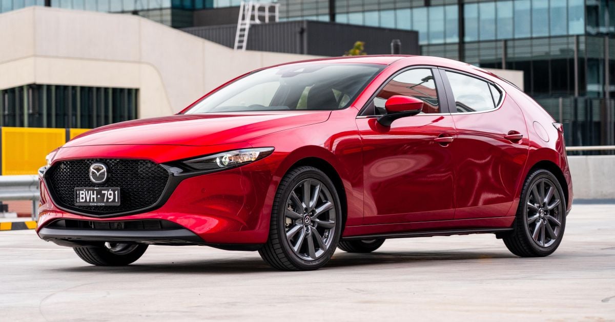 É improvável que os híbridos moderados Mazda 3 e CX-30 retornem, apesar das novas leis de emissões