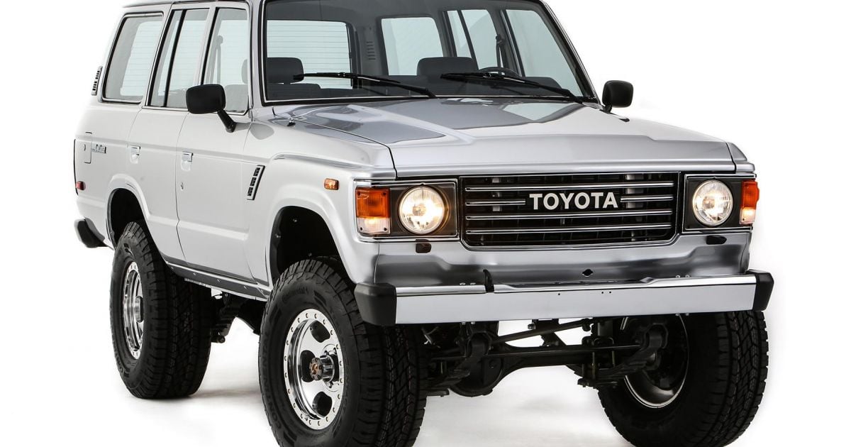 O resto-mod oficial do Toyota LandCruiser Série 60 inclui potência V6 biturbo