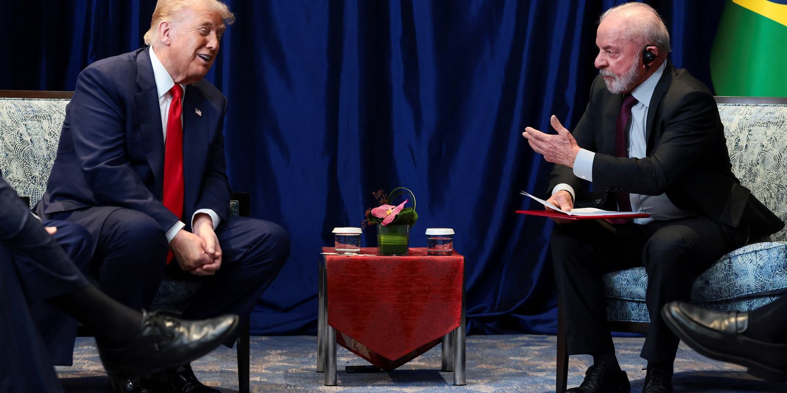 Nas redes sociais, Lula comenta “ótima reunião” com Trump na Malásia