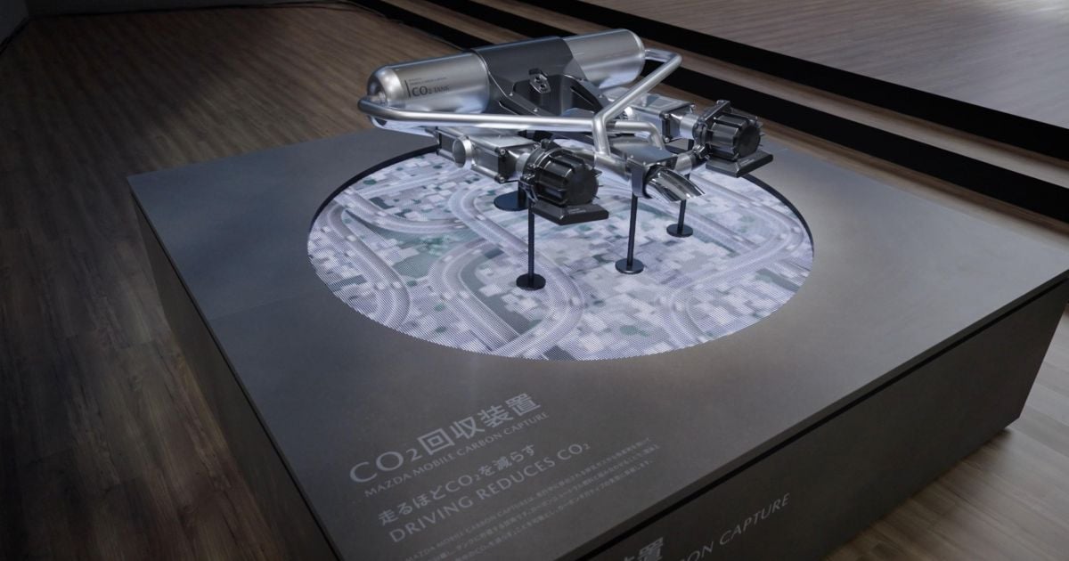Mazda testa tecnologia de escape de captura de carbono que armazena CO2 em um tanque