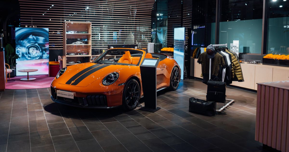 Agora você pode comprar um Porsche no maior shopping center da Austrália
