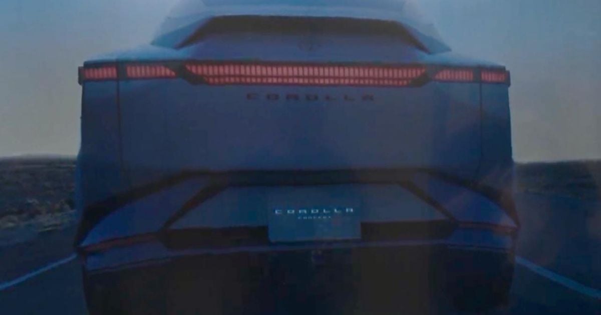 Futurista Toyota Corolla entre vários conceitos apresentados no Japão