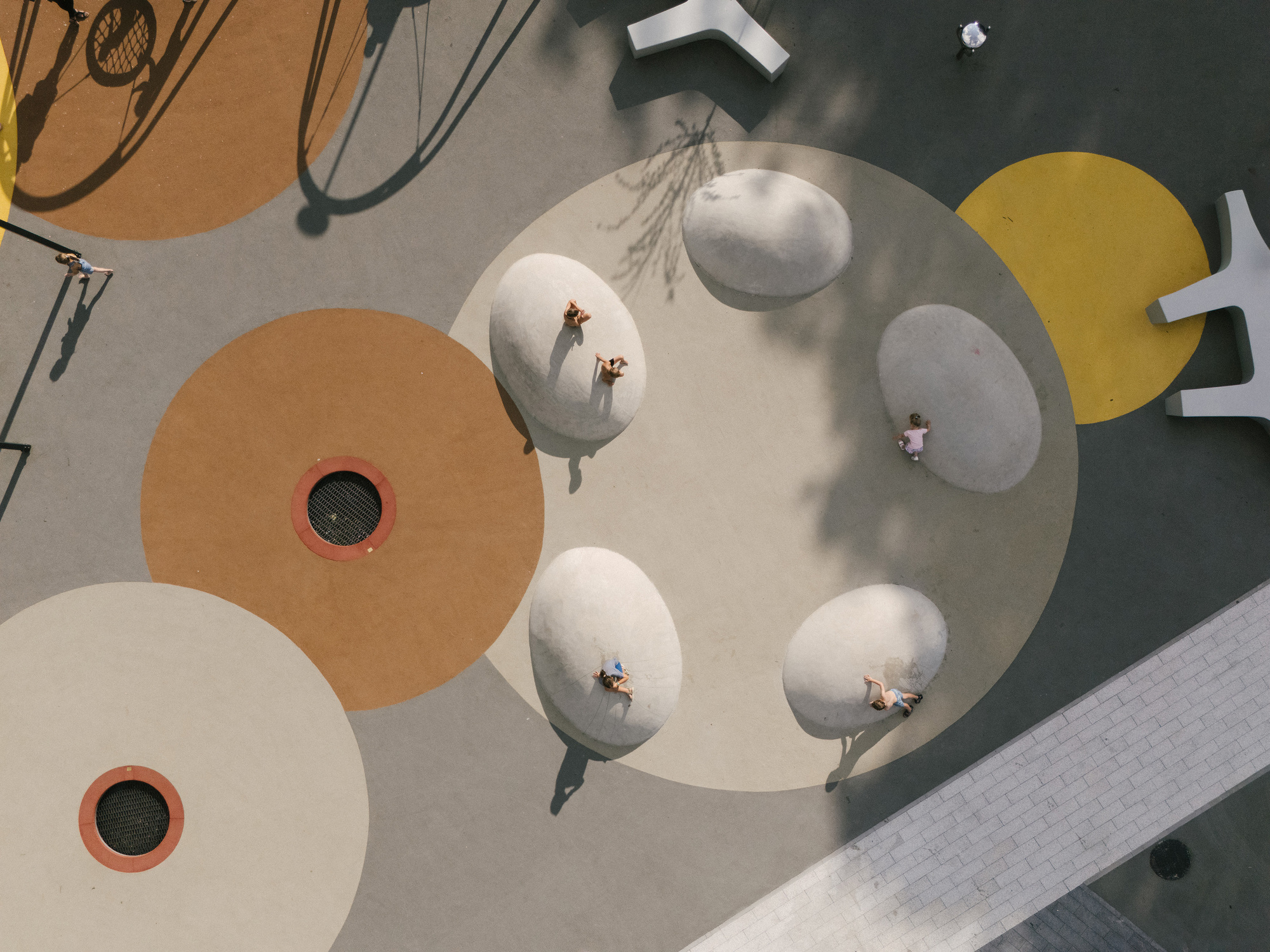 11 de março Parque / Inout.designstudio