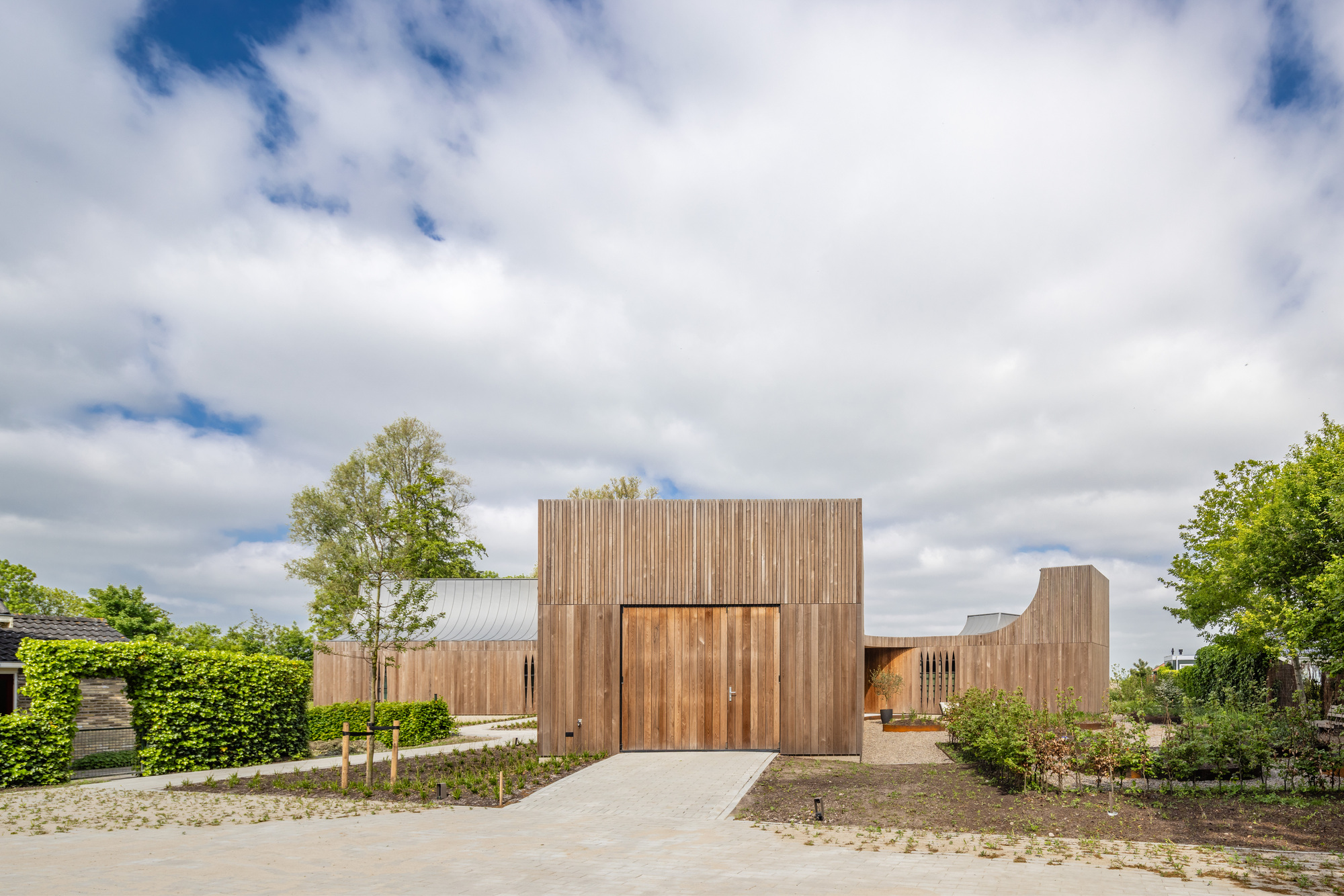 Marhûs – Lakehouse / City of Light Architects