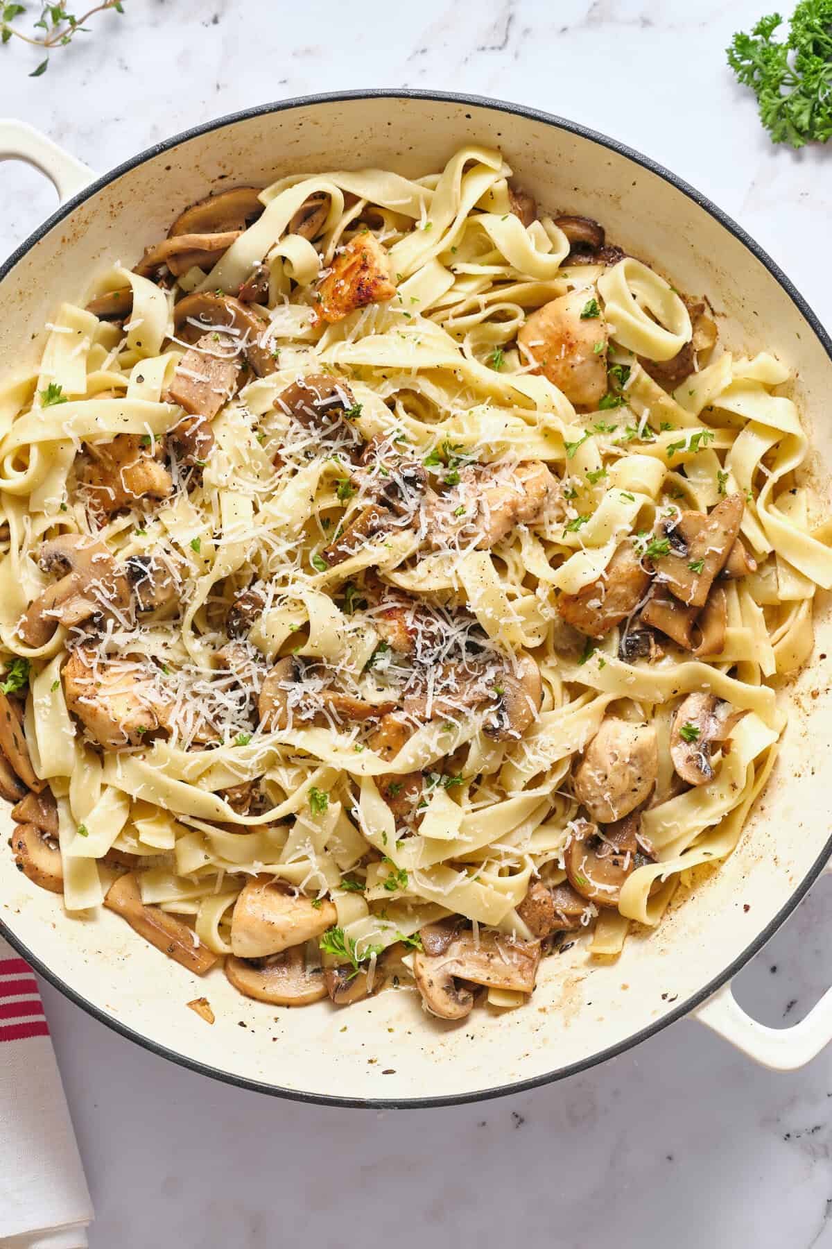 Macarrão Marsala com Frango – Food Faith Fitness