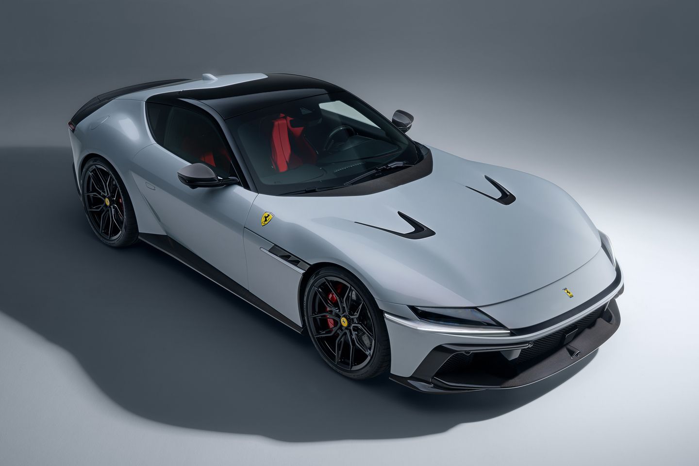 Novitec transforma 12Cilindri com escapamento Inconel