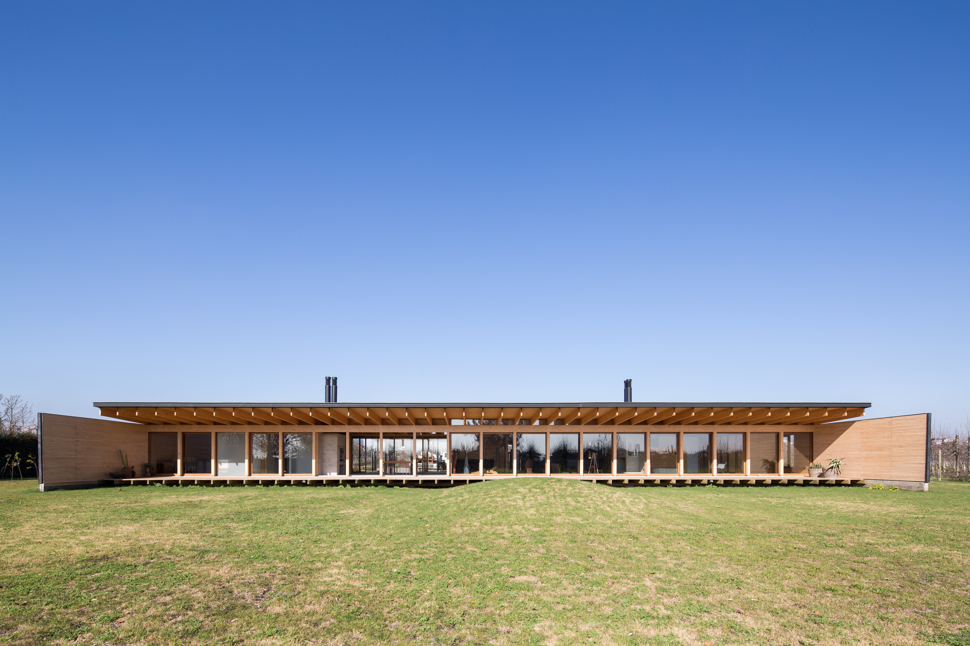 Beam House / Urzúa Soler Arquitectos