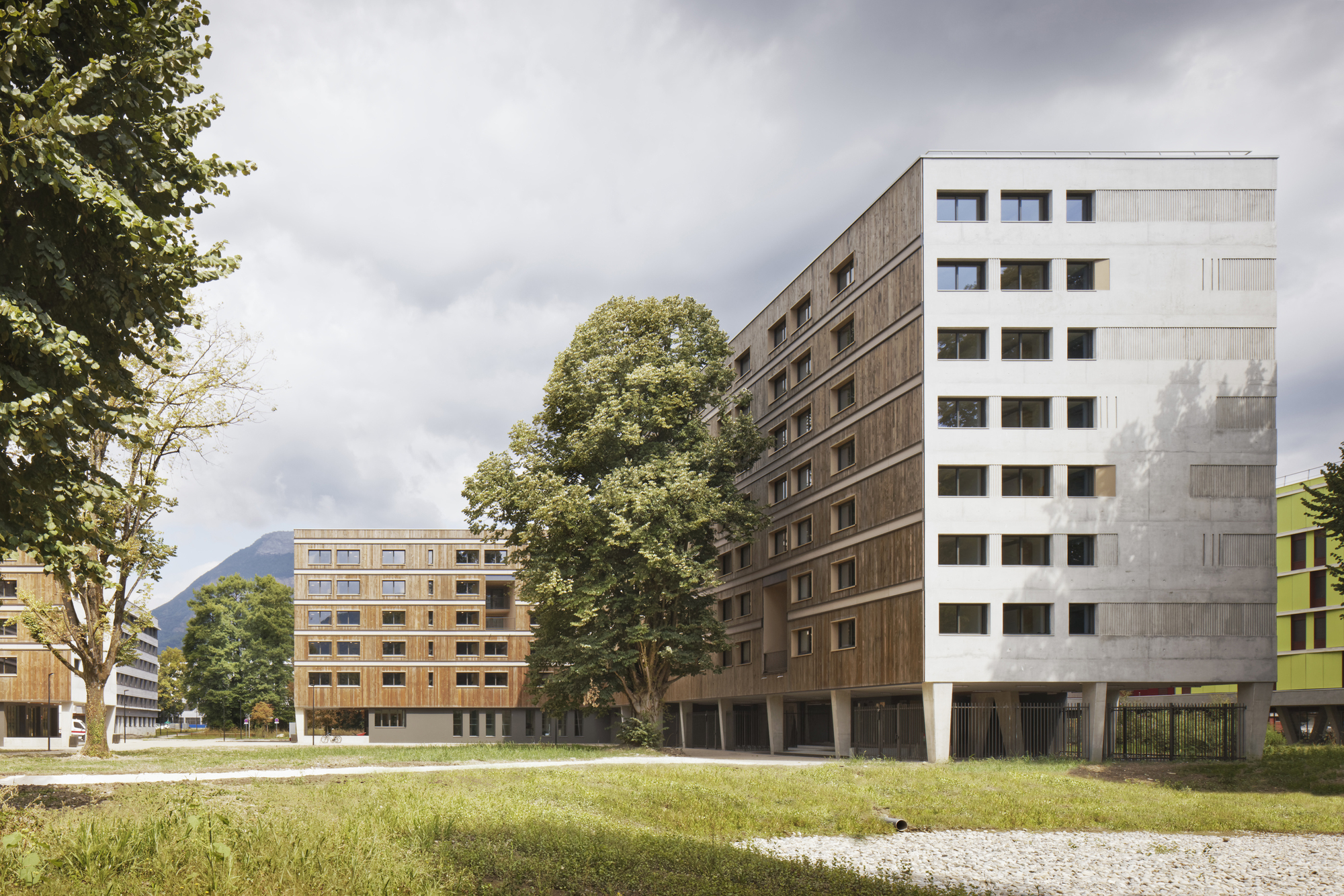 Residência Estudantil Joséphine Baker / Ateliers A+ + Atelier Métis