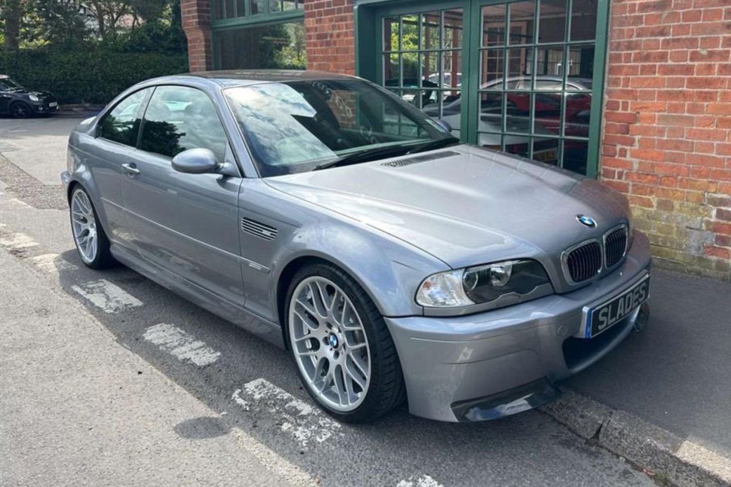 Notável BMW M3 CSL à venda