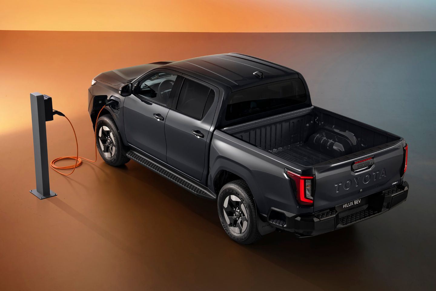 Nova Toyota Hilux ‘resistente e ágil’ revelada