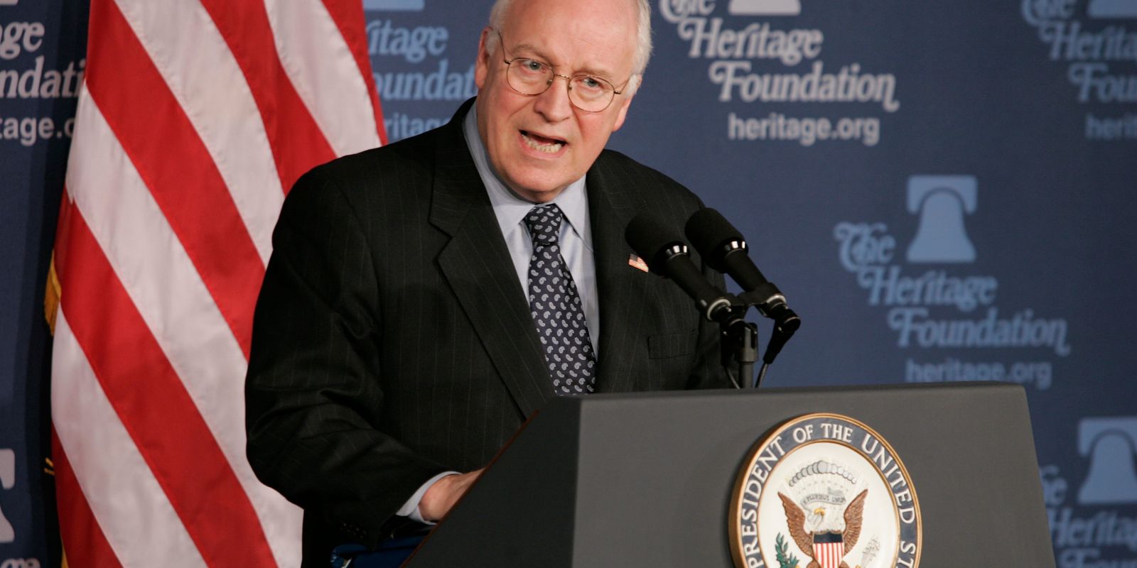 Morre aos 84 anos ex-vice-presidente dos EUA Dick Cheney