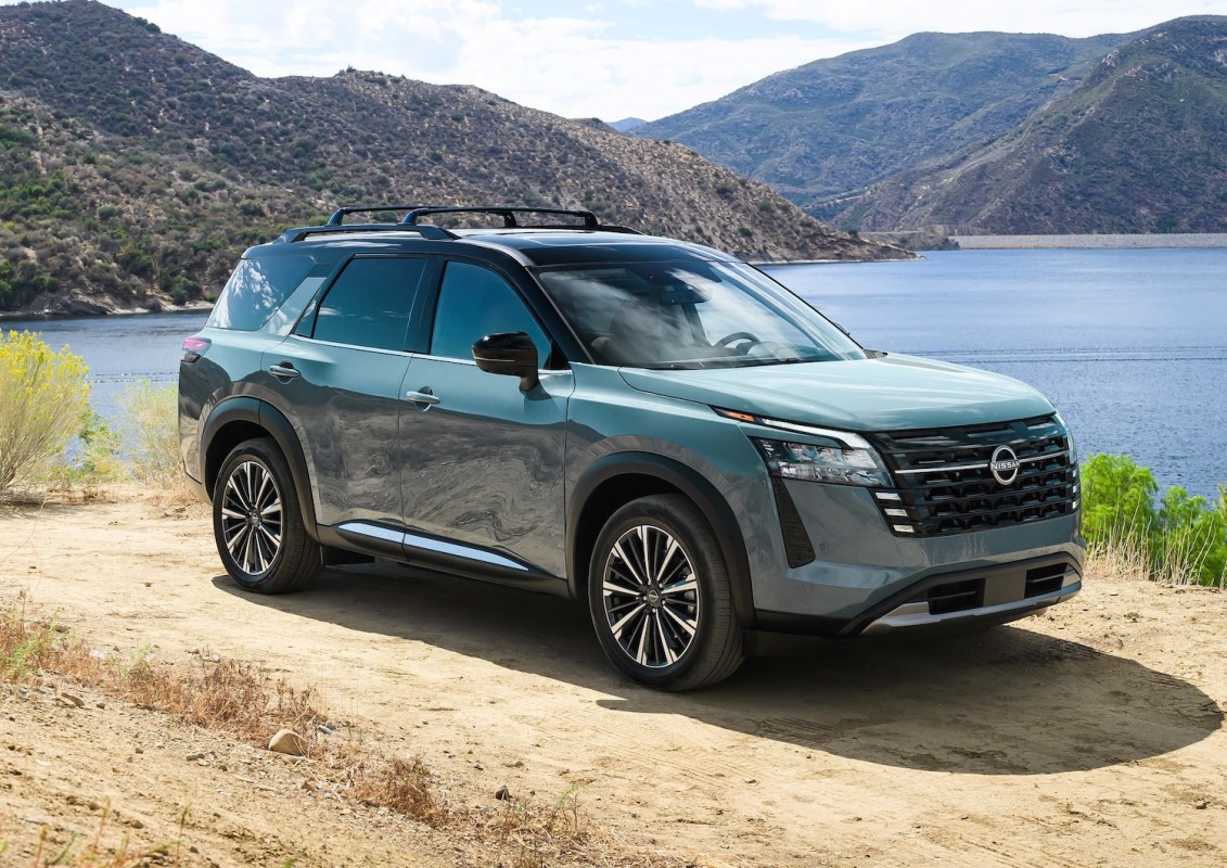 Atualização do Nissan Pathfinder 2026 adiciona design mais nítido e tecnologia mais inteligente