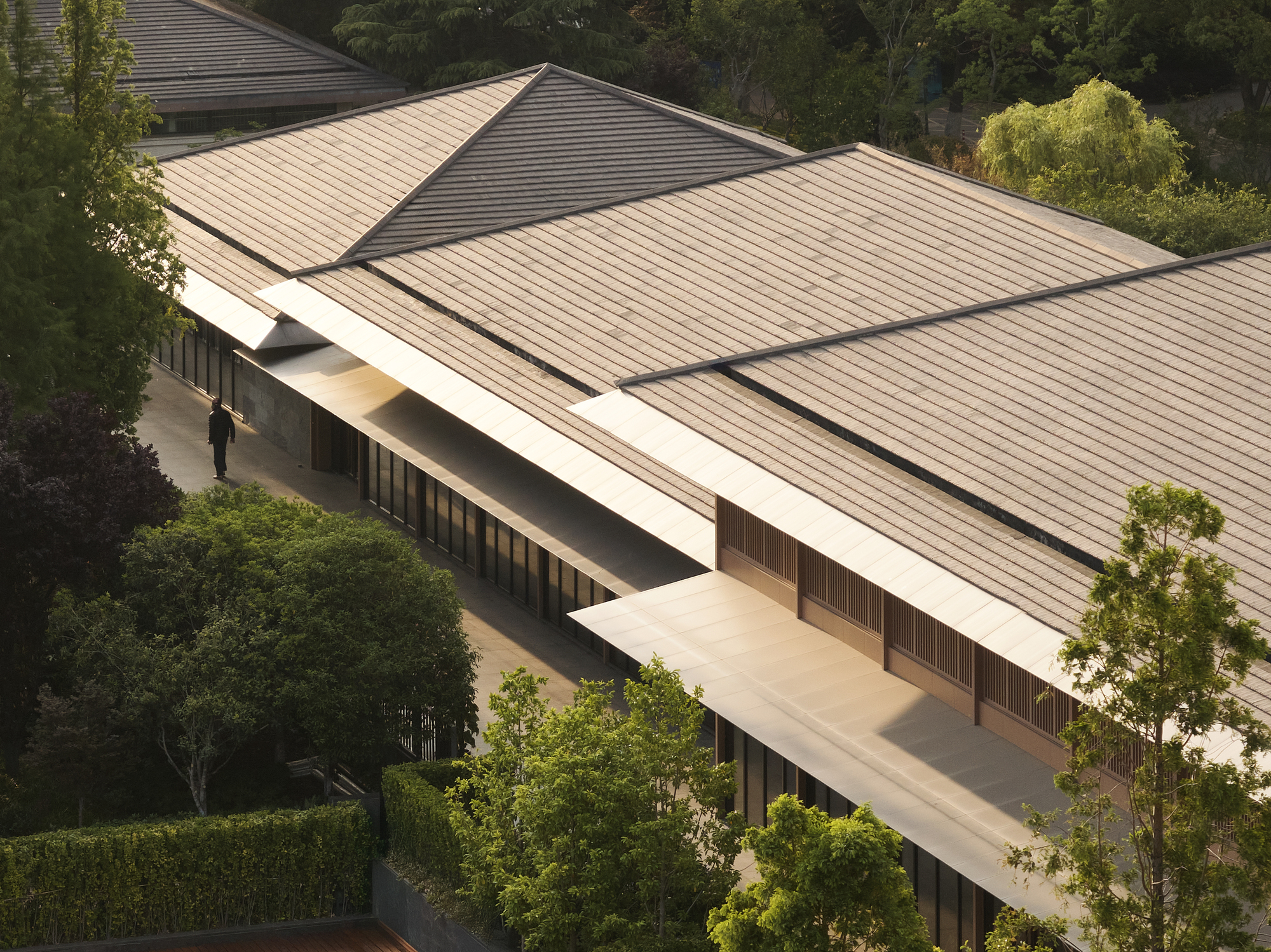 Renovação da sede do clube Changzhou Tian An / HATCH Architects